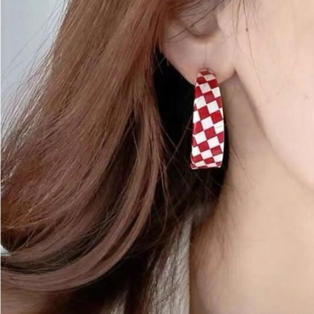 3for$20 1pair Black & White Checkered Minimalist C-Shaped Hoop Earrings